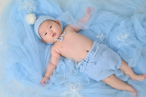 澳门宝宝打嗝是什么原因 澳门宝宝打嗝是什么原因